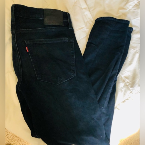 Levi's Premium Skinny Taper Dark Wash Blue Stretch Denim Jeans W36 L30 Pre-owned - Picture 1 of 9